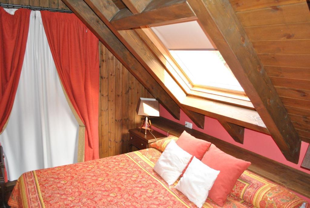 Tierras De Aran Hotel Betlan Phòng bức ảnh