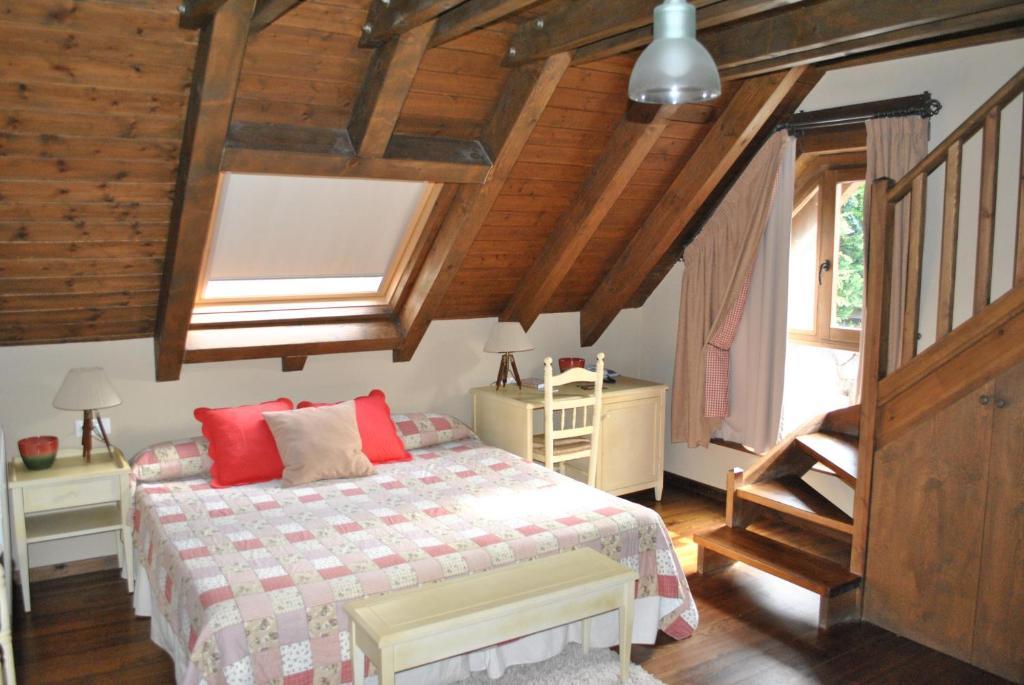 Tierras De Aran Hotel Betlan Phòng bức ảnh